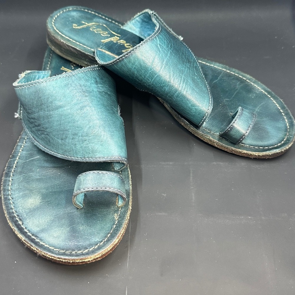 Free People Leather Toe Loop Slide Sandals Womens 37 Teal Blue Flat Bohemian